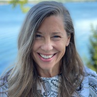 Michelle Ernst Modera
