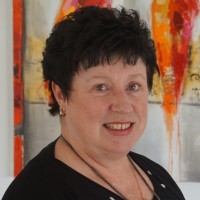 Sandra Pringle