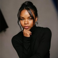 Domiana Pryor, Mba