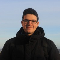 Oben Özgür