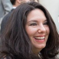 Eszter Perlényi-Chapman