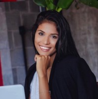 Anna Moura