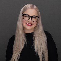 Sarah (Smeltzer) Holt