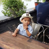 沈嘉龙