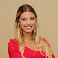 Ana Luiza Lobato
