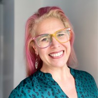 Tracey Hayes