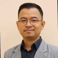 apt.Walid Adriansyah,S.Farm.,Cherbs,CPS.,CMT.CAC.