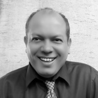 Arq. Victor Hugo Morales R.