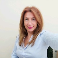 Lourdes Mena