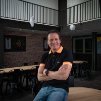 Peter Van Der Neut