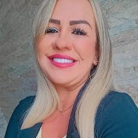 Andréa Cabral Farias