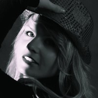 Caroline Descamps