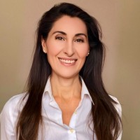 Dr Cristina Llamas-Rey