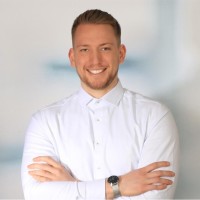 Niklas M.