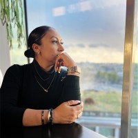Sefika Komdar