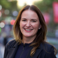 Alison Loader