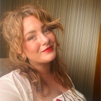 Lauren Tizard