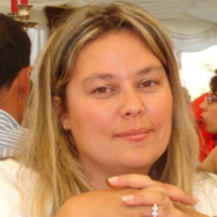 Nelia Viana