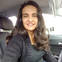 Carla Guimarães Alves