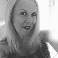 Suzanne Crook