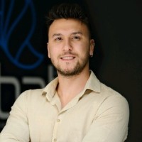 Adil Uzer