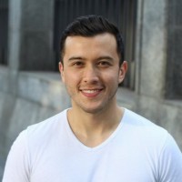 Yasser László