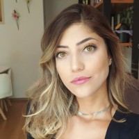 Nathália Ayres