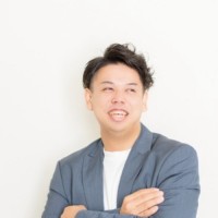 中村駿介