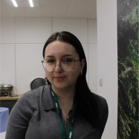 Julia Lezon