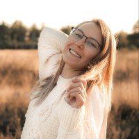 Ruvianne R.
