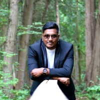 Dharsshan Raveendran
