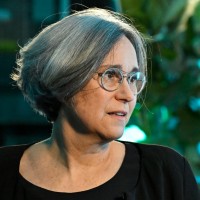 Caroline HOUSSIN-SALVETAT