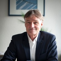 Holger Back