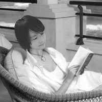Joyce . W . Fan