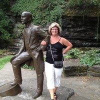 Connie Thomas