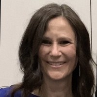 Suzan Holmes