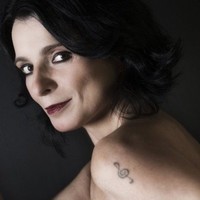 ELENA PAU