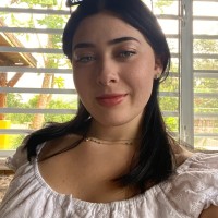 Isabella Medina