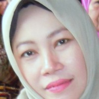 Dr. Ria Mardiana