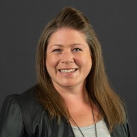 Laura Graves