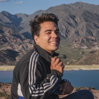 Ezequiel Zuviria