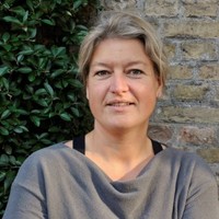 Mirjam Swart