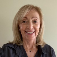 Maria C Villar