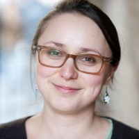 Dr. Tünde Beatrix Karnitscher
