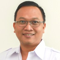 Tatang Riana