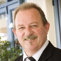 Peter G King