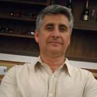 Vantoil Magalhaes De Vantoil