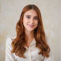 Nina Cezanne