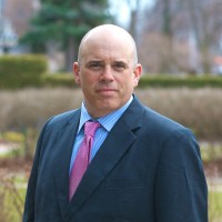 Bruce MacNeil