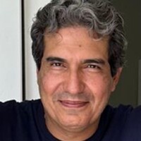 Carlos Alberto Santa Cruz Serradourada